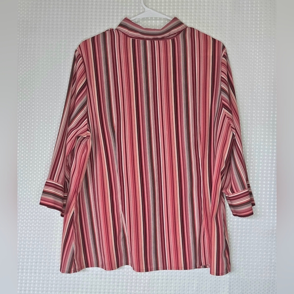 Striped Blouse Womens 1X Button Front Top Business Casual Chic Work - Picture 9 of 9